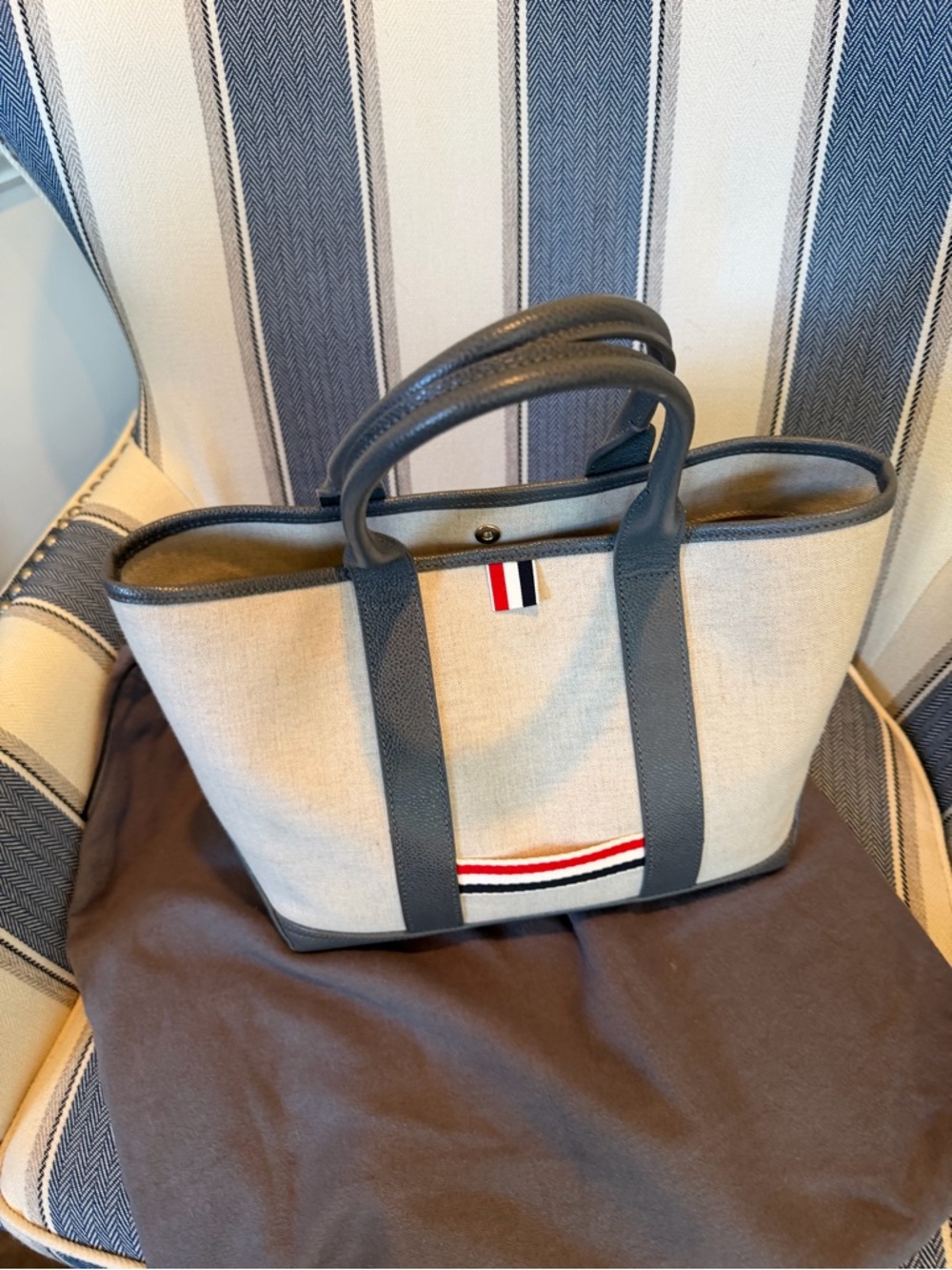 Thombrown tote